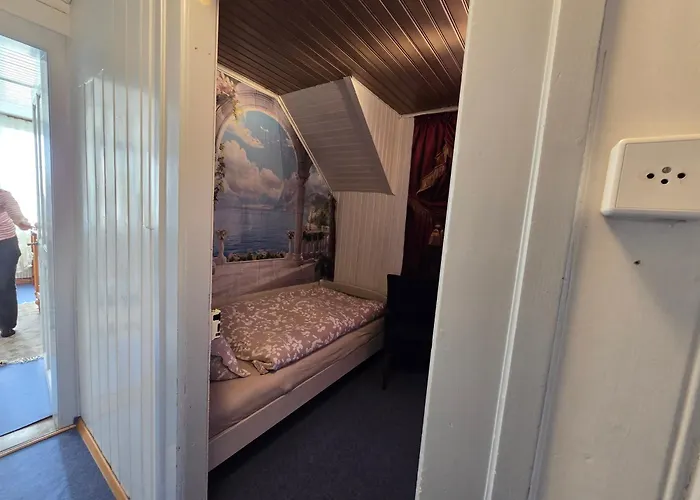 Lejlighed 5 Bedrooms 3 Miles From Cenrre *