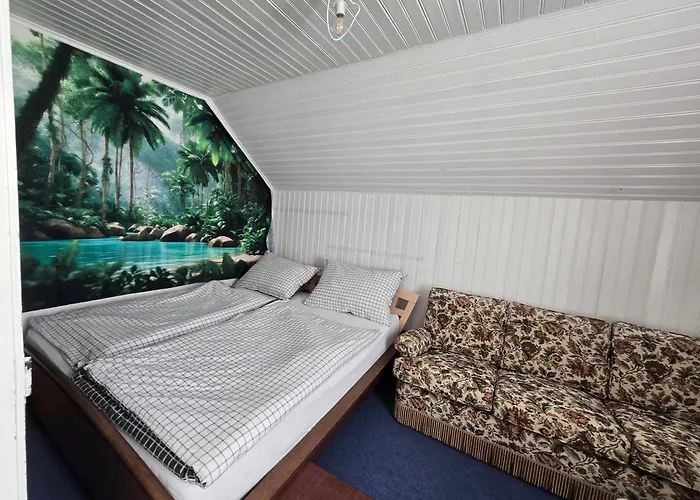 5 Bedrooms 3 Miles From Cenrre Lejlighed Bern